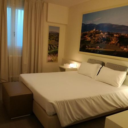 Villa Del Poggio Prosecco Bike Hotel San Pietro Di Feletto Екстер'єр фото