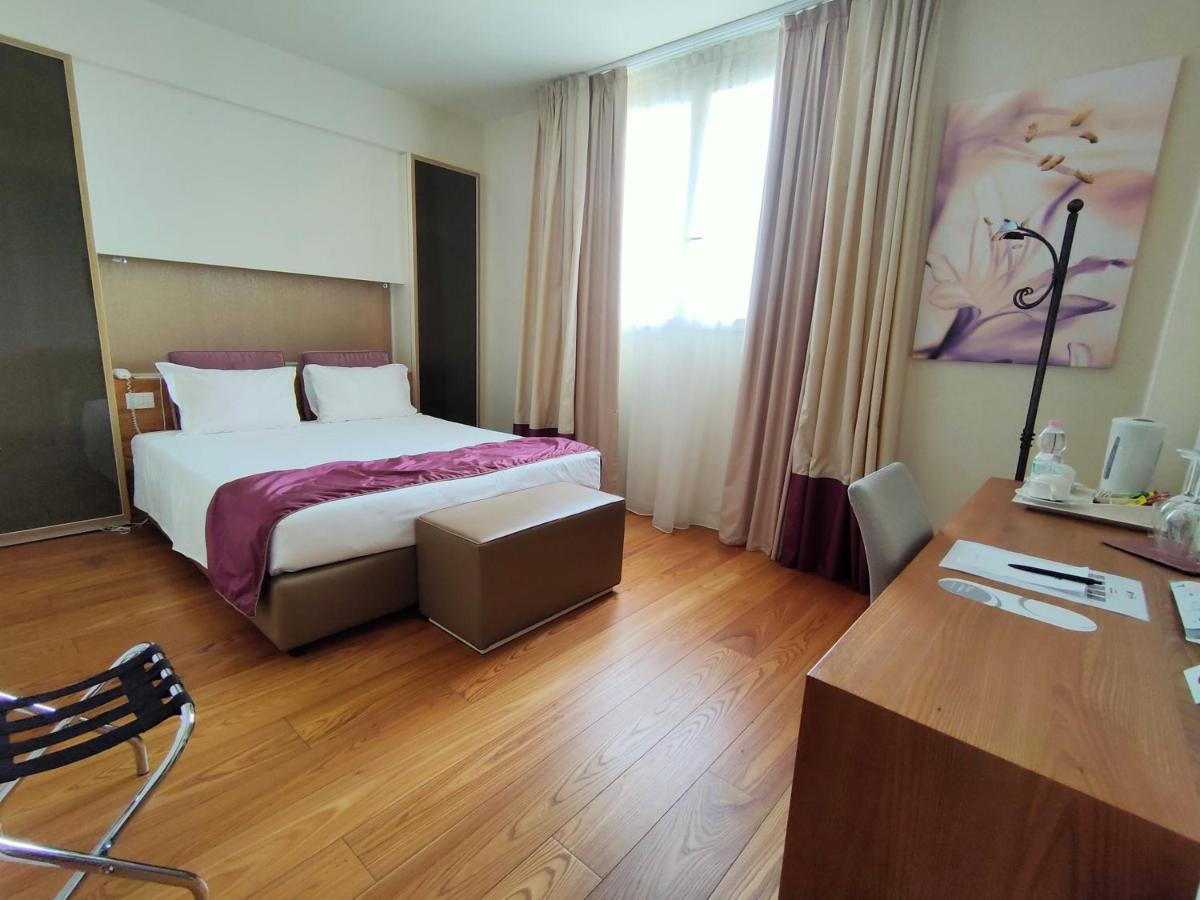 Villa Del Poggio Prosecco Bike Hotel San Pietro Di Feletto Екстер'єр фото