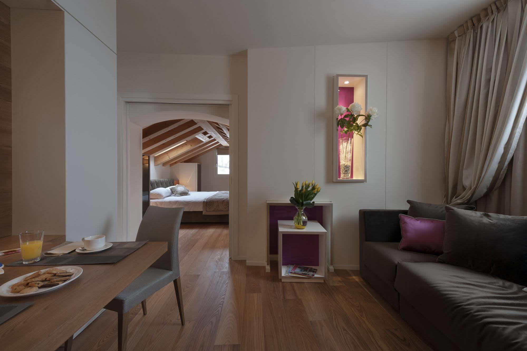 Villa Del Poggio Prosecco Bike Hotel San Pietro Di Feletto Екстер'єр фото